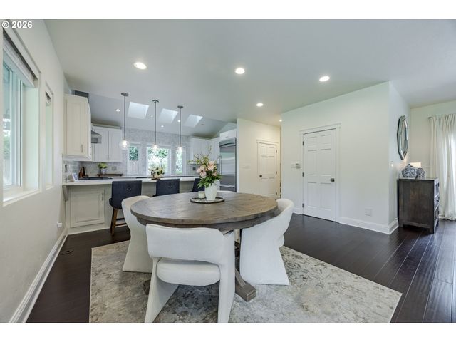 1359 HAMMOCK St, Eugene, OR 97401