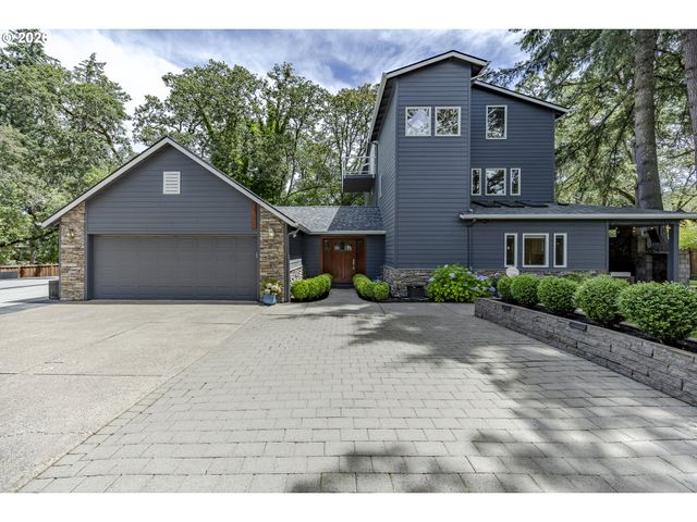 1359 HAMMOCK St, Eugene, OR 97401