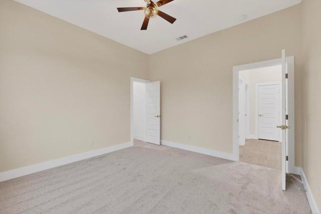 335 Cross Tie Ranch Road, Trinidad, TX 75163