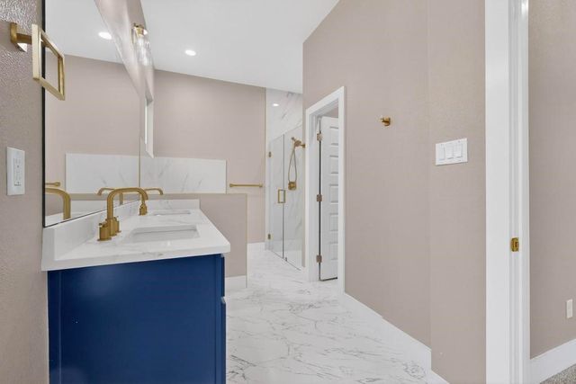 335 Cross Tie Ranch Road, Trinidad, TX 75163