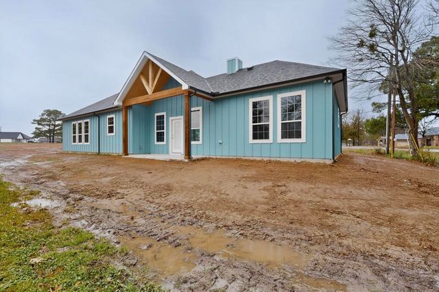 335 Cross Tie Ranch Road, Trinidad, TX 75163