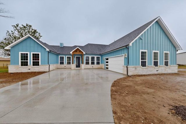 335 Cross Tie Ranch Road, Trinidad, TX 75163