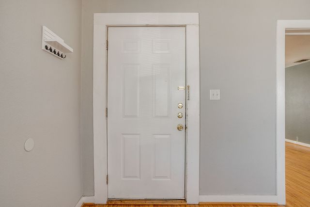 3200 Sandage Avenue, Fort Worth, TX 76109