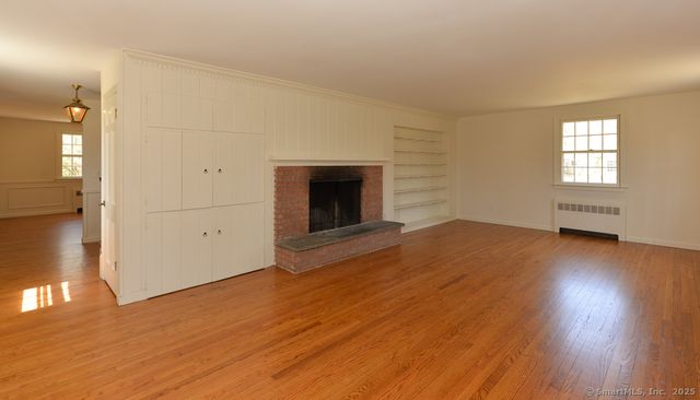 525 Burr Road, Southbury, CT 06488