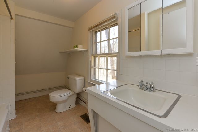 525 Burr Road, Southbury, CT 06488