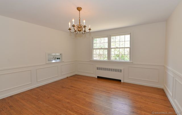 525 Burr Road, Southbury, CT 06488
