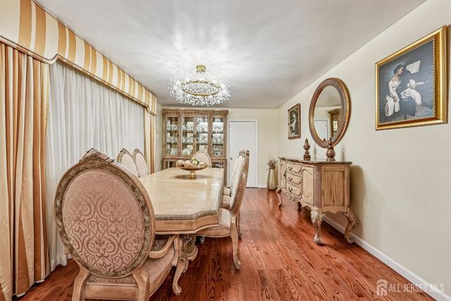 42 Colburn Road, East Brunswick, NJ 08816