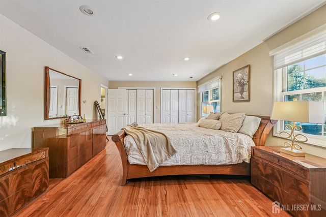 42 Colburn Road, East Brunswick, NJ 08816