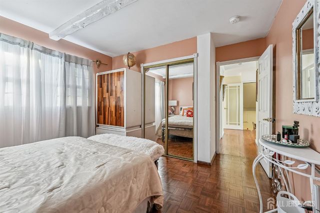 42 Colburn Road, East Brunswick, NJ 08816