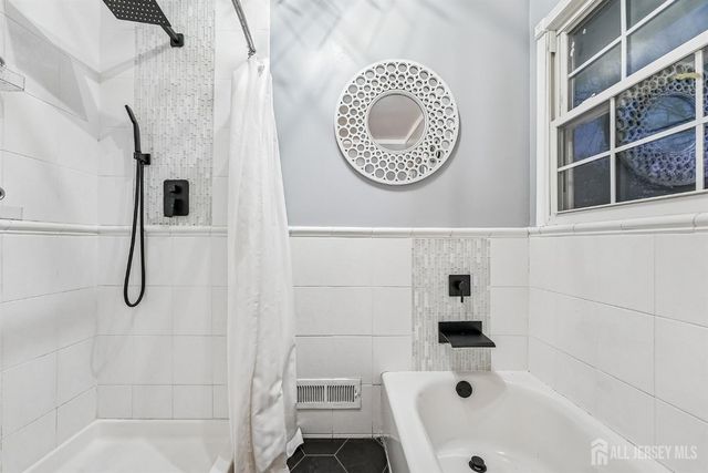 42 Colburn Road, East Brunswick, NJ 08816