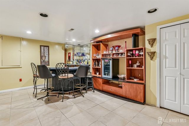 42 Colburn Road, East Brunswick, NJ 08816