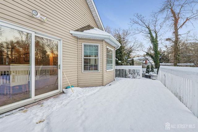 42 Colburn Road, East Brunswick, NJ 08816