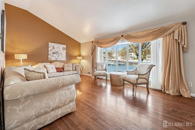 42 Colburn Road, East Brunswick, NJ 08816