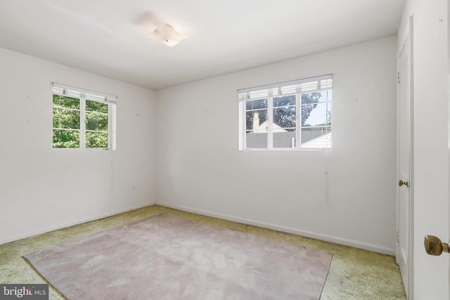 3824 LARCHWOOD RD, Falls Church, VA 22041
