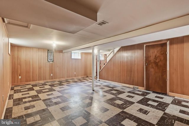 3824 LARCHWOOD RD, Falls Church, VA 22041