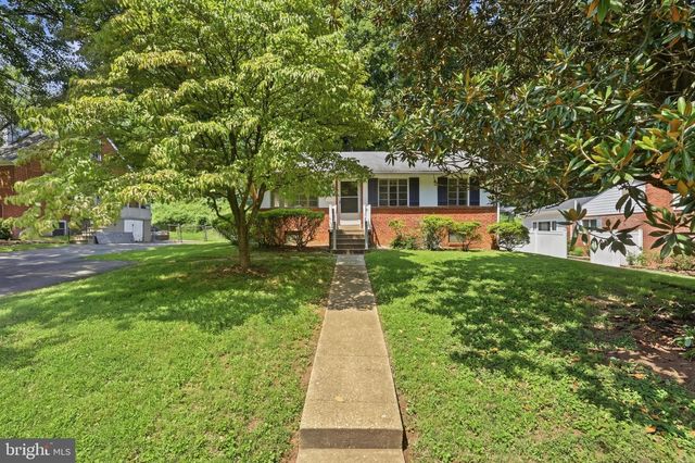 3824 LARCHWOOD RD, Falls Church, VA 22041