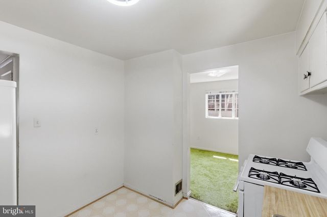 3824 LARCHWOOD RD, Falls Church, VA 22041