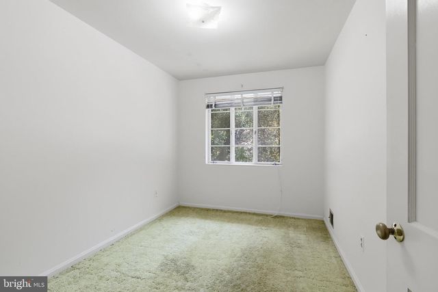 3824 LARCHWOOD RD, Falls Church, VA 22041