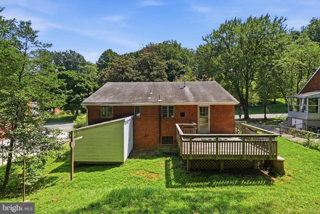 3824 LARCHWOOD RD, Falls Church, VA 22041