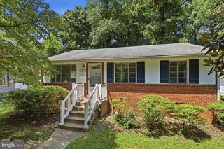 3824 LARCHWOOD RD, Falls Church, VA 22041