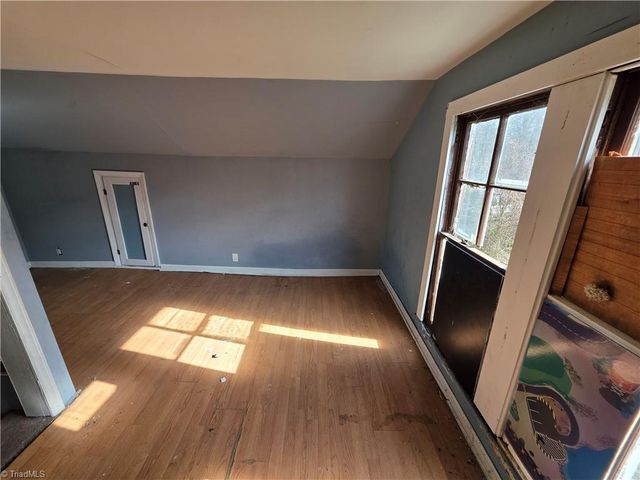 1216 Fieldcrest Road, Eden, NC 27288