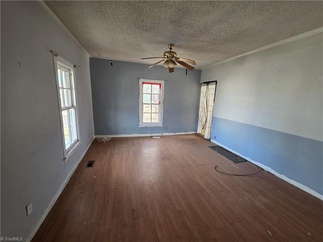 1216 Fieldcrest Road, Eden, NC 27288