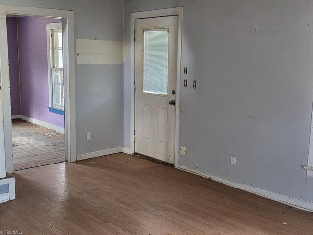 1216 Fieldcrest Road, Eden, NC 27288