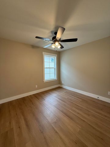 2010 Quincy Street, Joplin, MO 64801