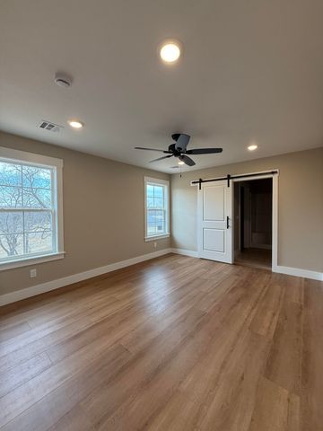 2010 Quincy Street, Joplin, MO 64801