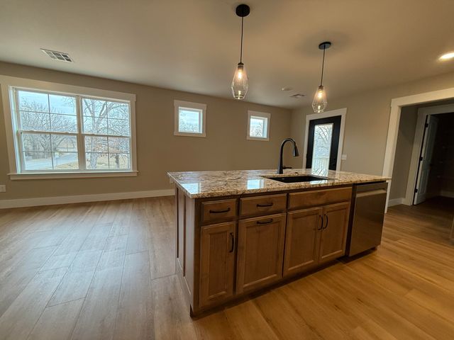 2010 Quincy Street, Joplin, MO 64801