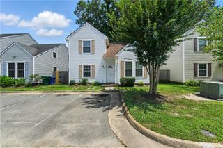 182 Old Bridge Rd RD, Newport News, VA 23608