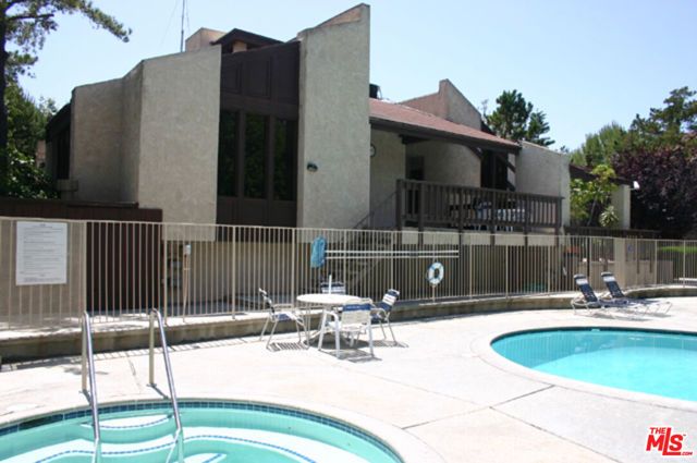 13102 Summertime Lane, Culver City, CA 90230
