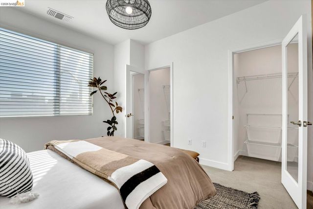 2229 Myrtle ST, Oakland, CA 94607