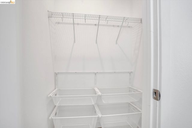 2229 Myrtle ST, Oakland, CA 94607