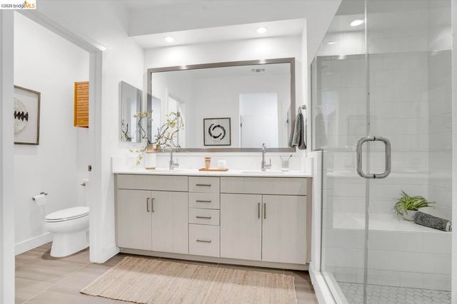 2229 Myrtle ST, Oakland, CA 94607