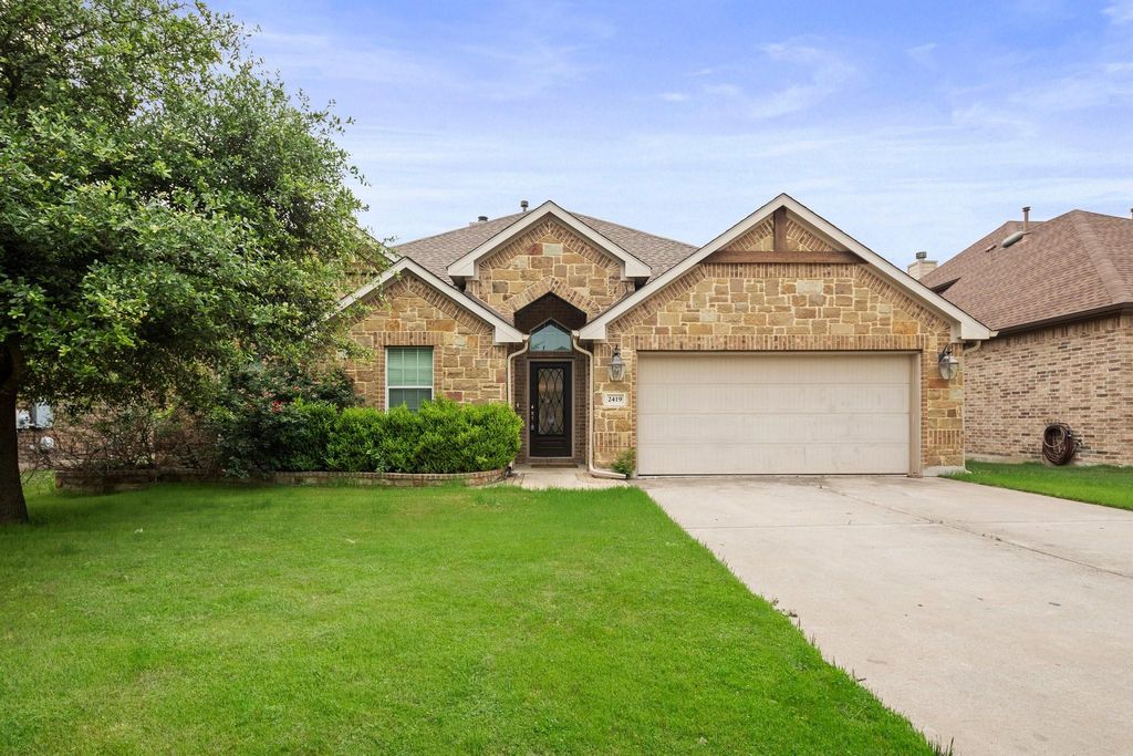 2419 Sweetwater LN, Cedar Park, TX 78613