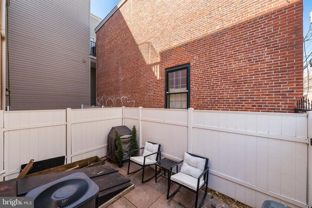 852 N 15TH ST, Philadelphia, PA 19130