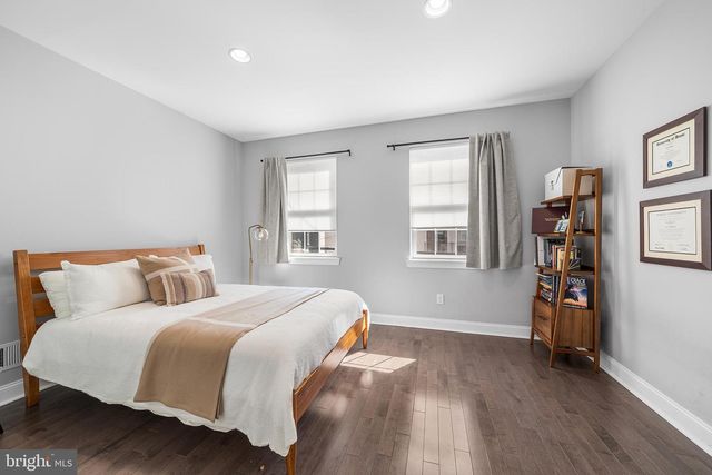 852 N 15TH ST, Philadelphia, PA 19130