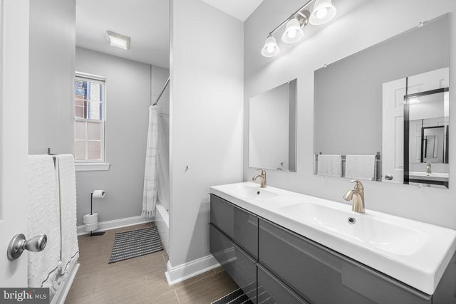 852 N 15TH ST, Philadelphia, PA 19130