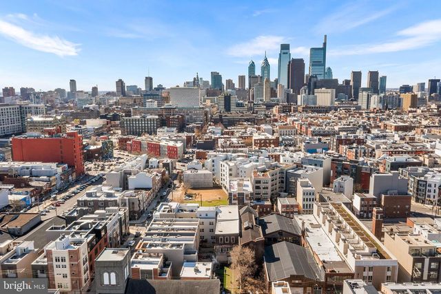 852 N 15TH ST, Philadelphia, PA 19130