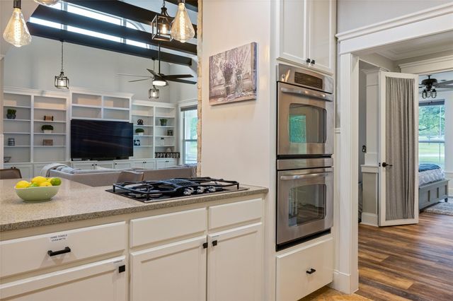 223 Twidwell, Dripping Springs, TX 78620