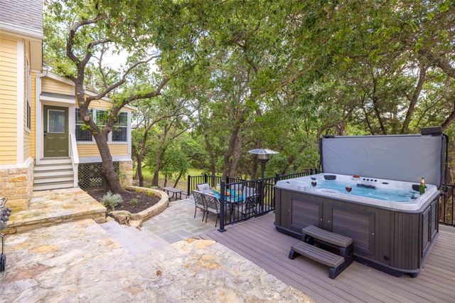 223 Twidwell, Dripping Springs, TX 78620