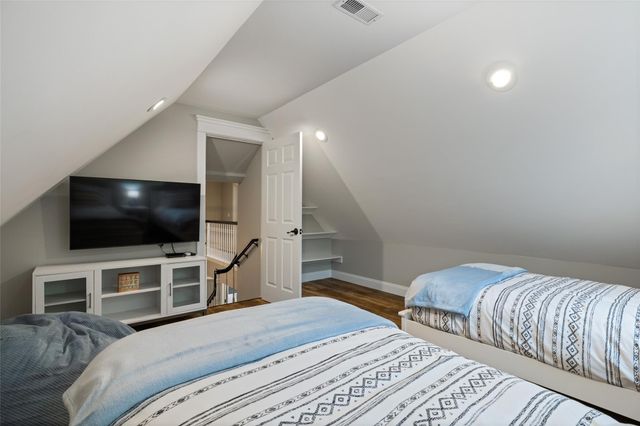 223 Twidwell, Dripping Springs, TX 78620