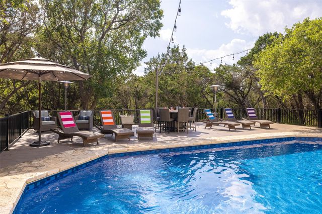 223 Twidwell, Dripping Springs, TX 78620