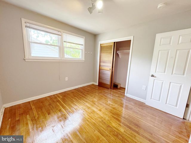 9017 SAINT ANDREWS PL, College Park, MD 20740
