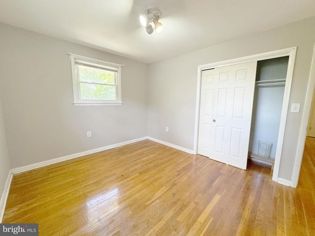 9017 SAINT ANDREWS PL, College Park, MD 20740