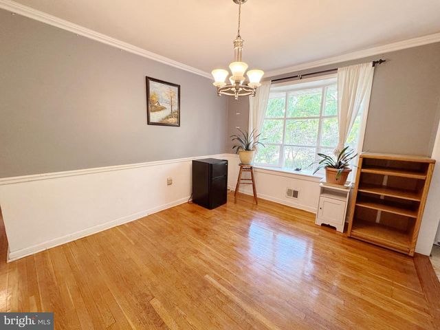 9017 SAINT ANDREWS PL, College Park, MD 20740