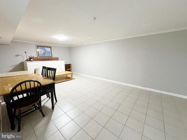 9017 SAINT ANDREWS PL, College Park, MD 20740