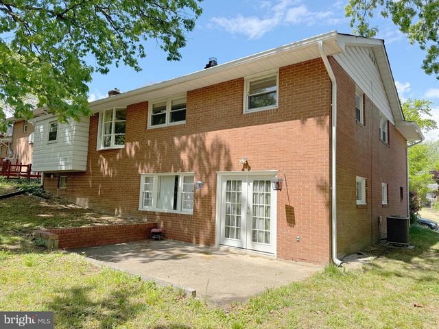 9017 SAINT ANDREWS PL, College Park, MD 20740