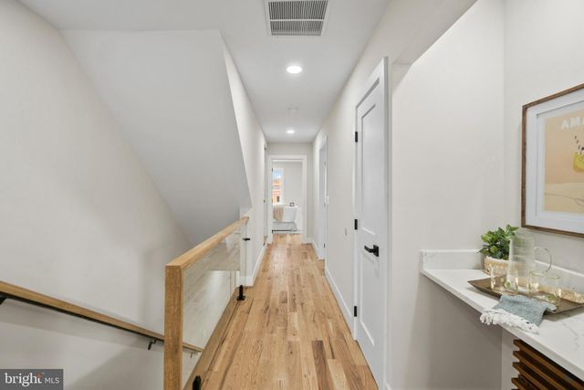 3921 ROLAND AVE, Baltimore, MD 21211